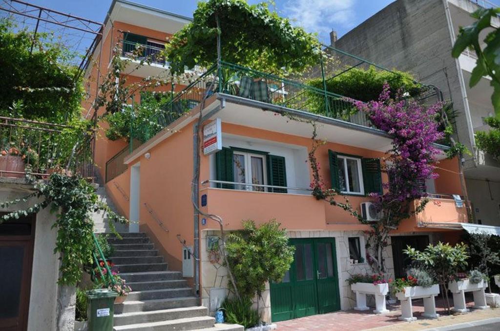 Apartments Tonci