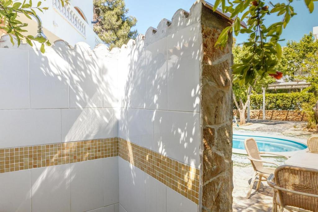 Bazén v ubytování Apartamento La Cabanya 3c nebo v jeho okolí