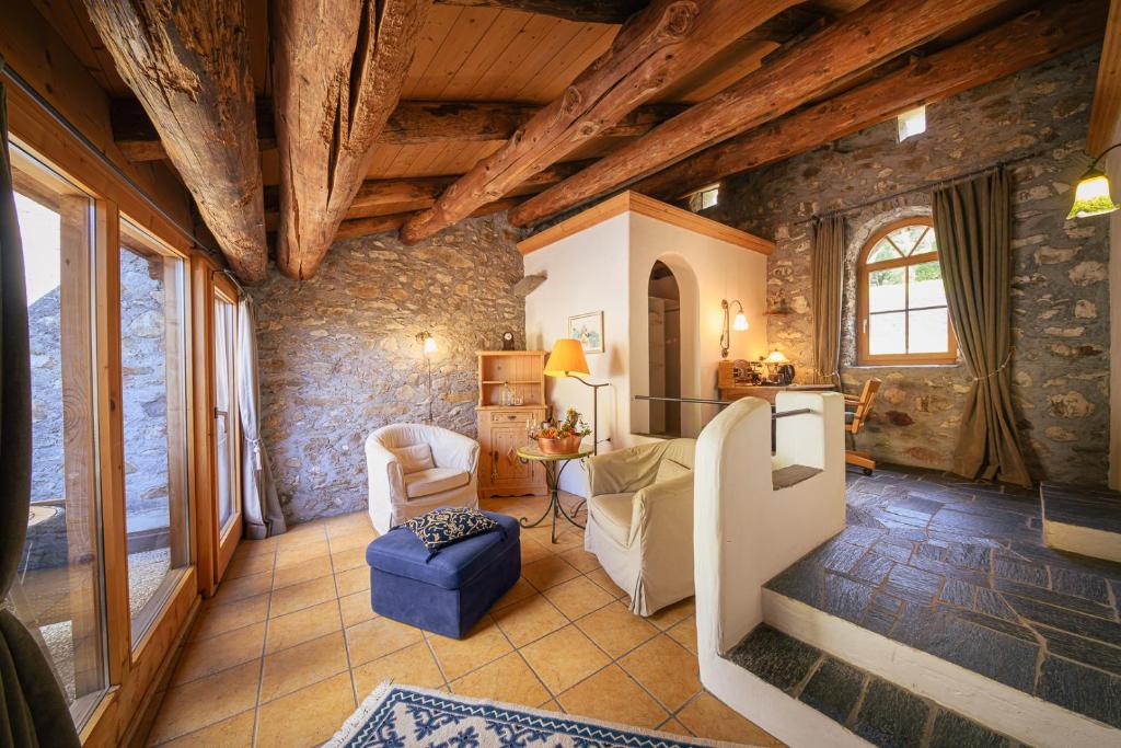 Posezení v ubytování Albergo Ristorante Grotto Miralago