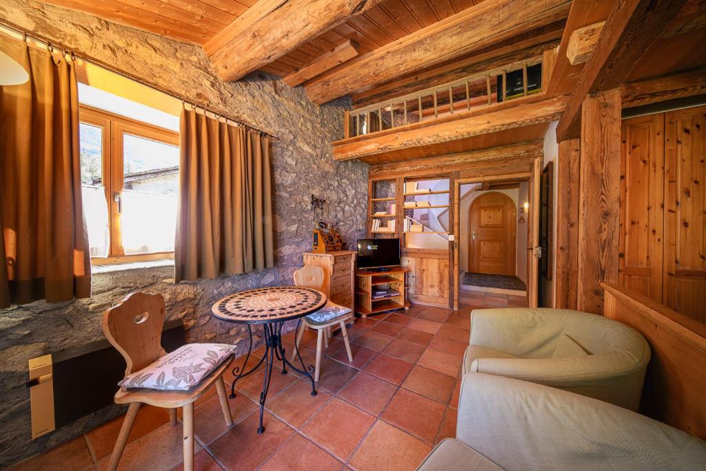 Posezení v ubytování Albergo Ristorante Grotto Miralago