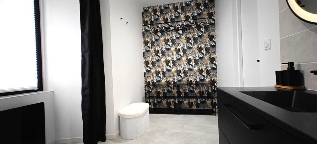 Fotografie z fotogalerie ubytování à l'aise - avec piscine & jacuzzi - Table d'hôtes - Salon de thé v destinaci Vianne