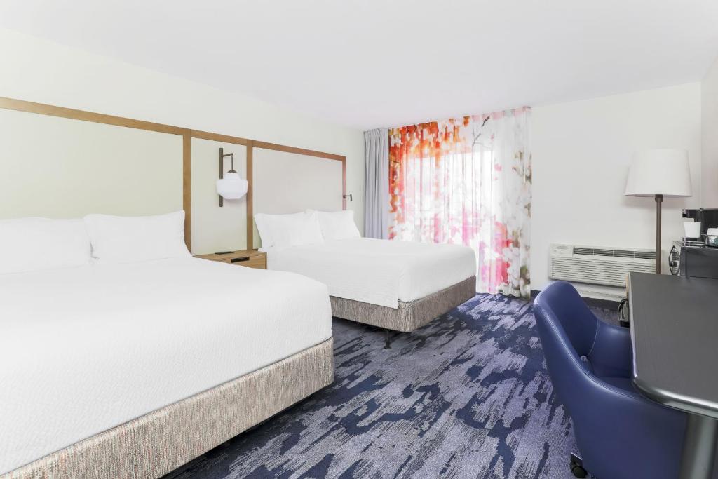 Fairfield Inn and Suites by Marriott San Jose Airport photo