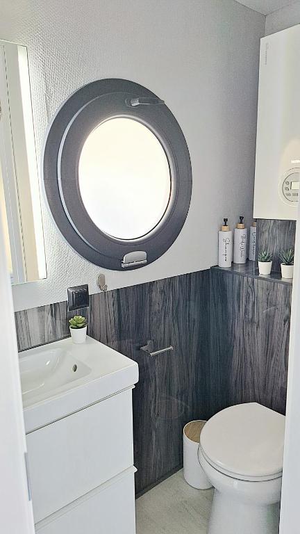 Koupelna v ubytování Alghero Houseboat Seabreeze 2