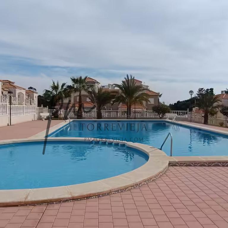 Quadro-Pool-Barbeque-Torrevieja PMT07