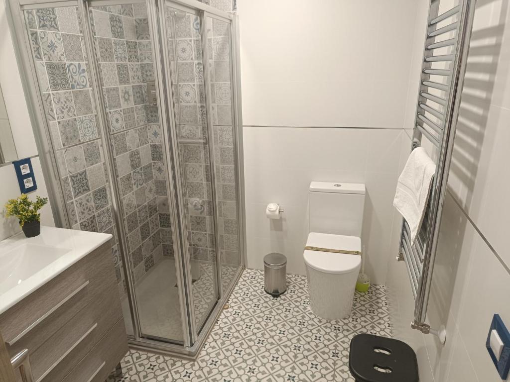 Al-Qazeres Suites - 16