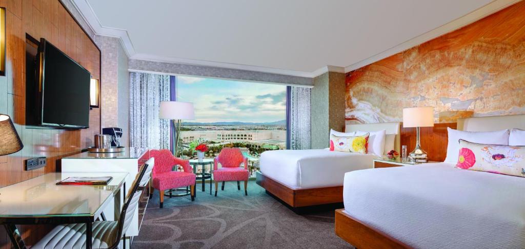 Mandalay Bay - 