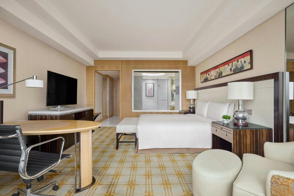 TV a/nebo společenská místnost v ubytování JW Marriott Hotel Beijing