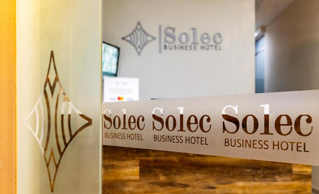 Majutusasutuses Hotel Solec Piura olev sertifikaat, autasu, silt või muu dokument