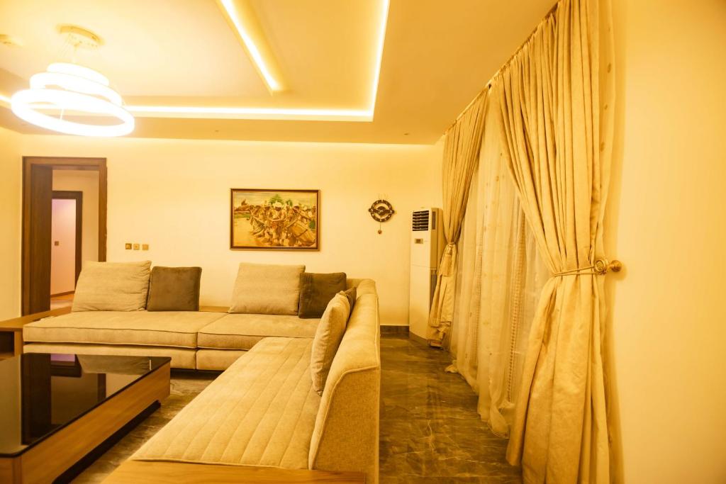 Posezení v ubytování Db Continental Loft Apartment
