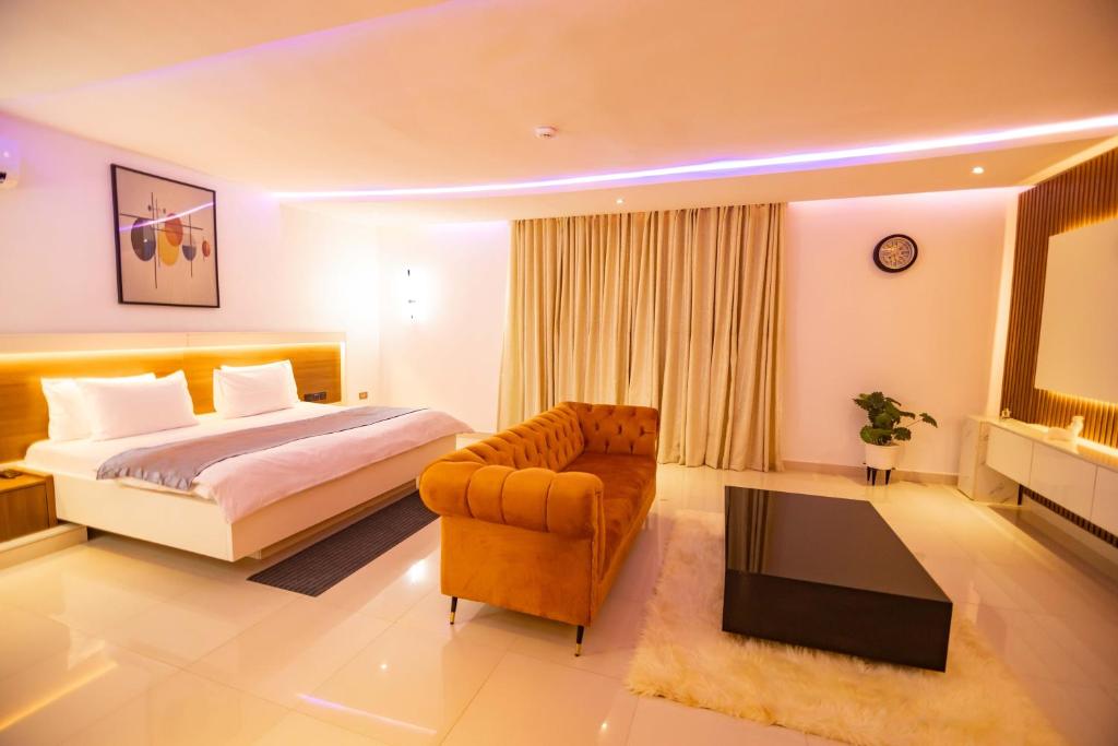 Postel nebo postele na pokoji v ubytování Db Continental Loft Apartment
