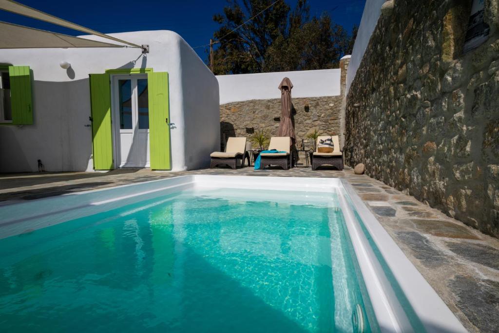 Basen w obiekcie Casa Annaise Mykonos - Cycladic Gem with Pool & Jacuzzi lub w pobliżu