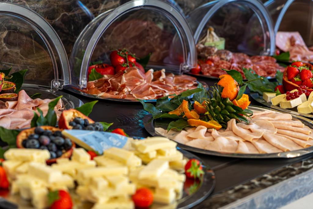 Art Hotel Navigli - Resim 41