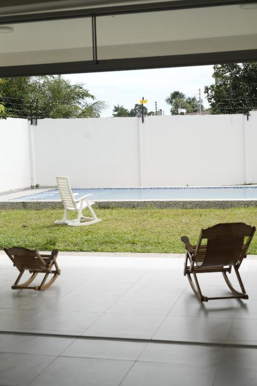 Bazén v ubytování Iquitos House nebo v jeho okolí