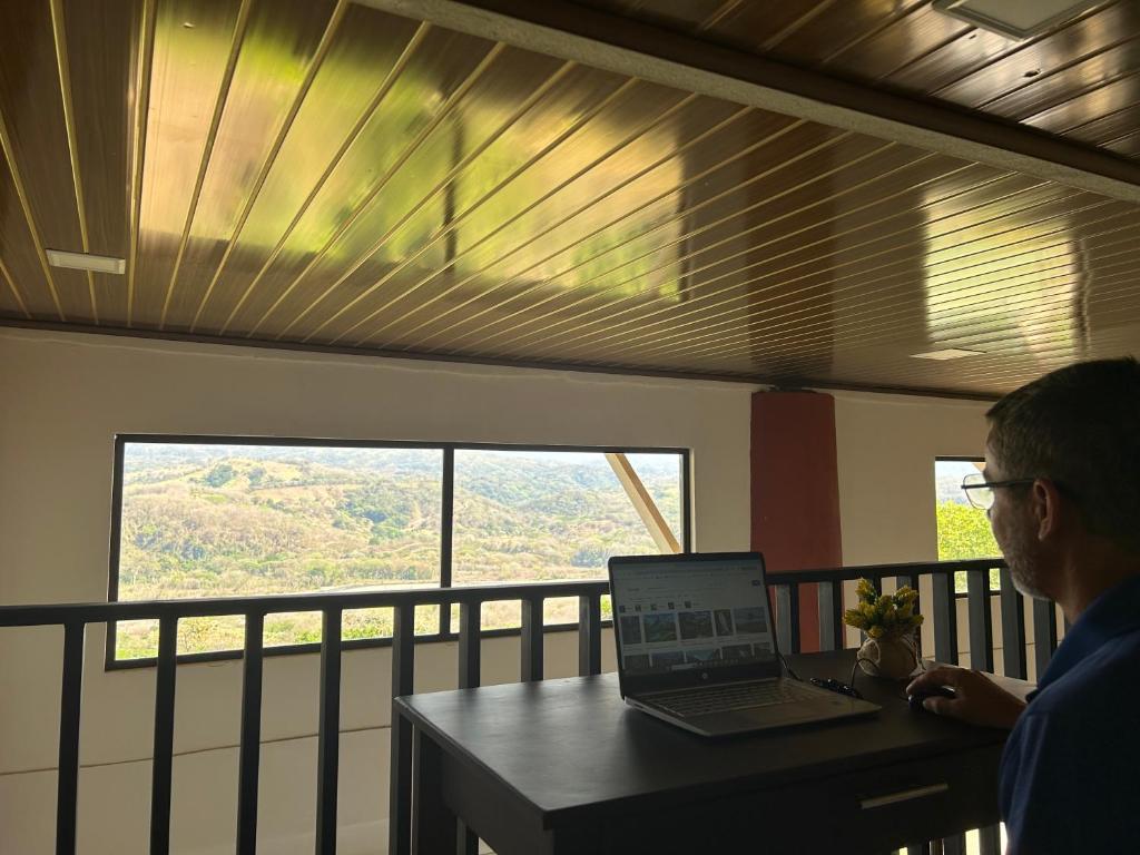 TV a/nebo společenská místnost v ubytování Conectar con la naturaleza