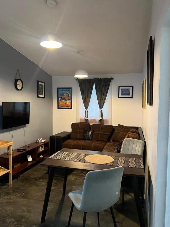 Μια τηλεόραση ή/και κέντρο ψυχαγωγίας στο Casa en Reforma