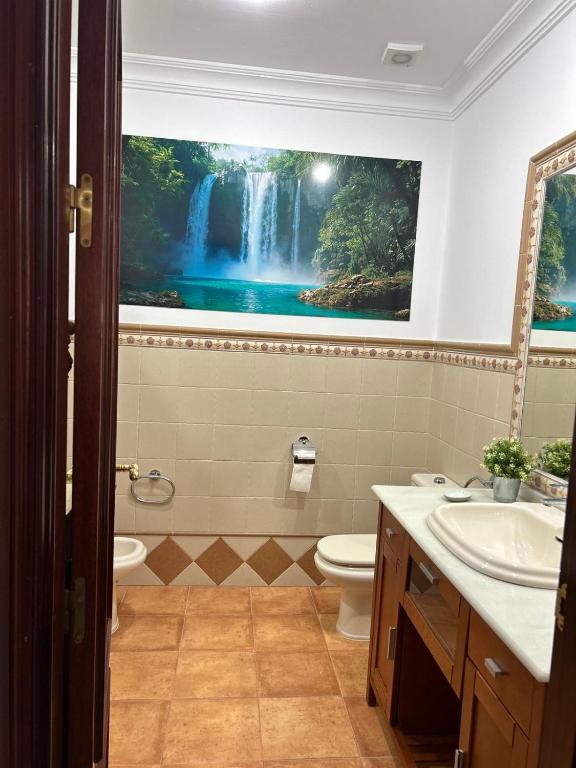 Kúpeľňa v ubytovaní Apartamento en Urbanización Residencial - Roble, 5