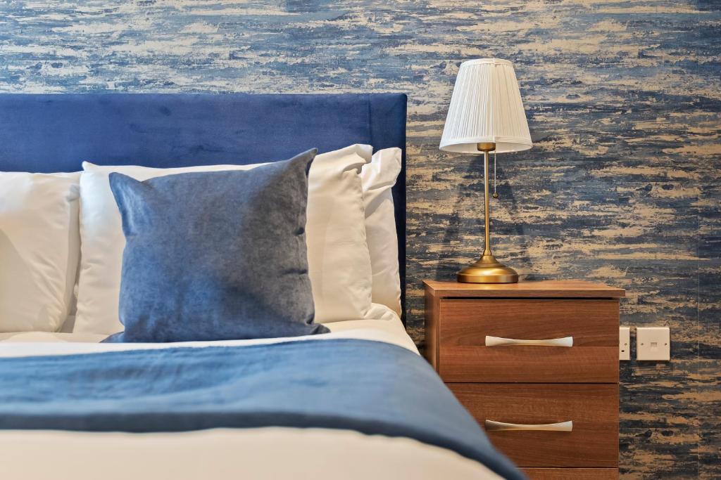 Postel nebo postele na pokoji v ubytování Apartment-City Centre-Masshouse