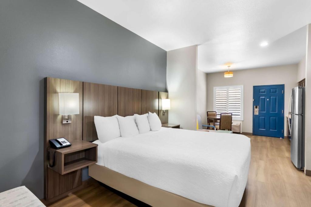 Postel nebo postele na pokoji v ubytování Best Western Port Aransas