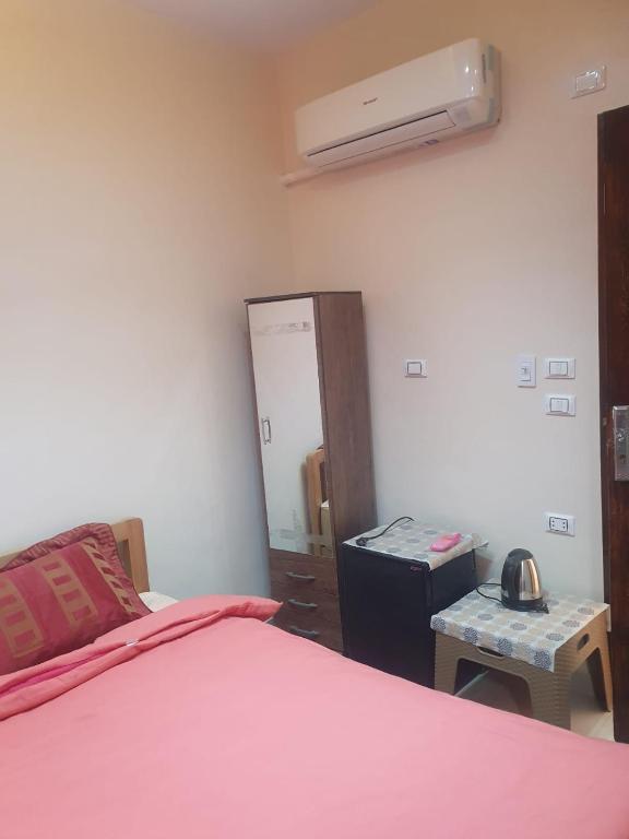 Zein Pyramids View - Guest House - Double Room With Mountain View