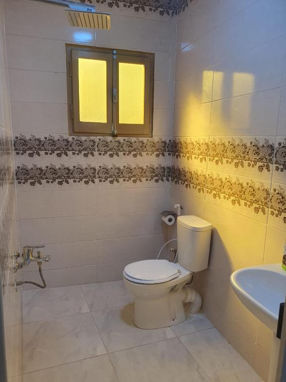 Bilik mandi di Zein Pyramids View - Guest House