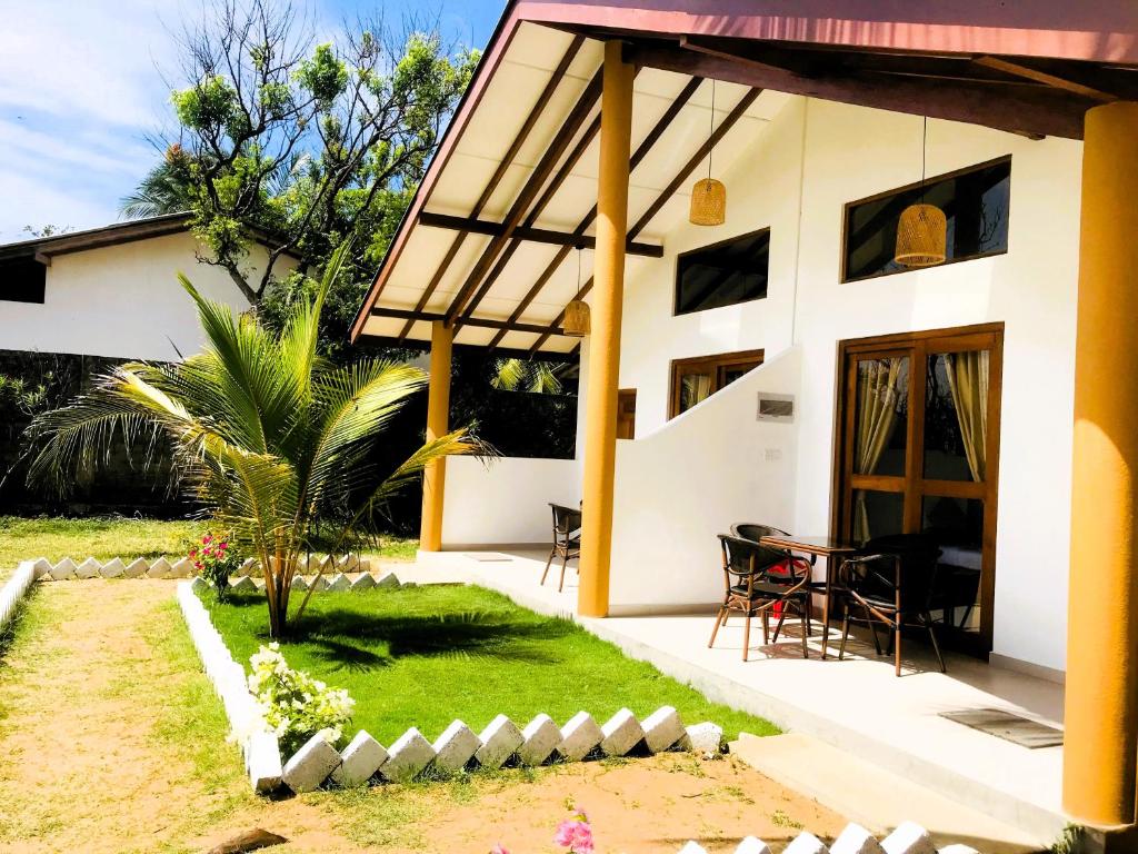 Zahrada ubytování The Tottam Beach Hotel - Trincomalee