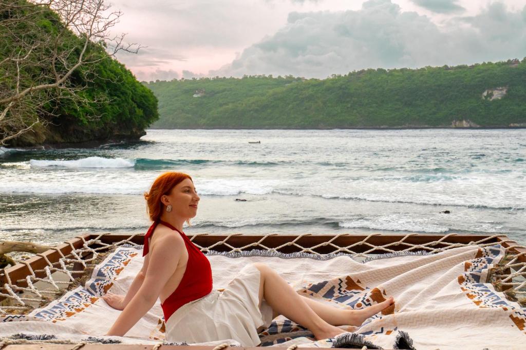 Beachfront Luxury Dome Villas - Gamat Bay Resort - Villa - Beach Front