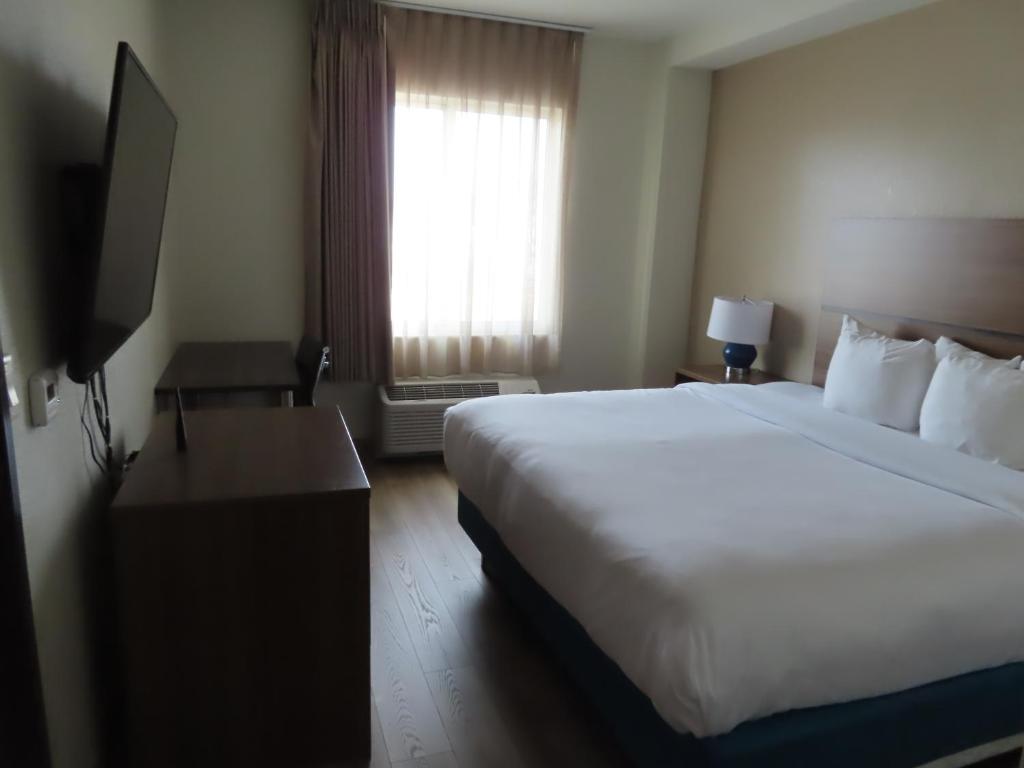 MainStay Suites Denver International Airport photo