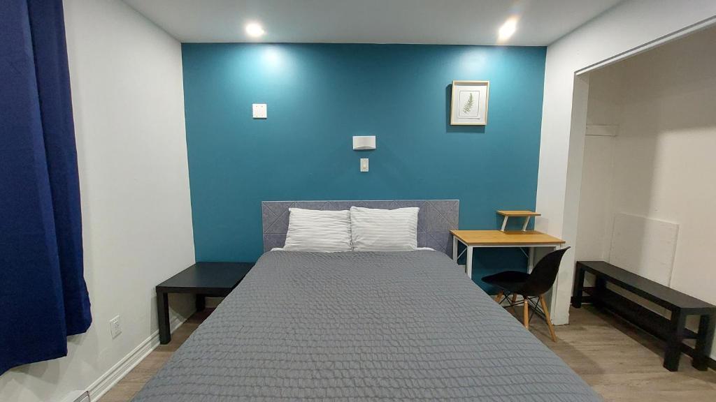 Postel nebo postele na pokoji v ubytování APD HOTEL