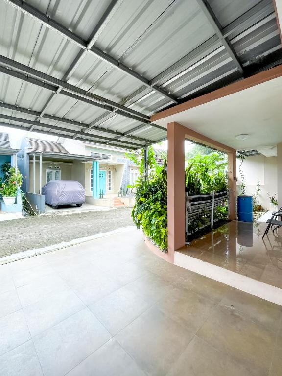 Zahrada ubytování SYARIAH - Beautiful 3BR Home - 8 min from Centre by Sakura