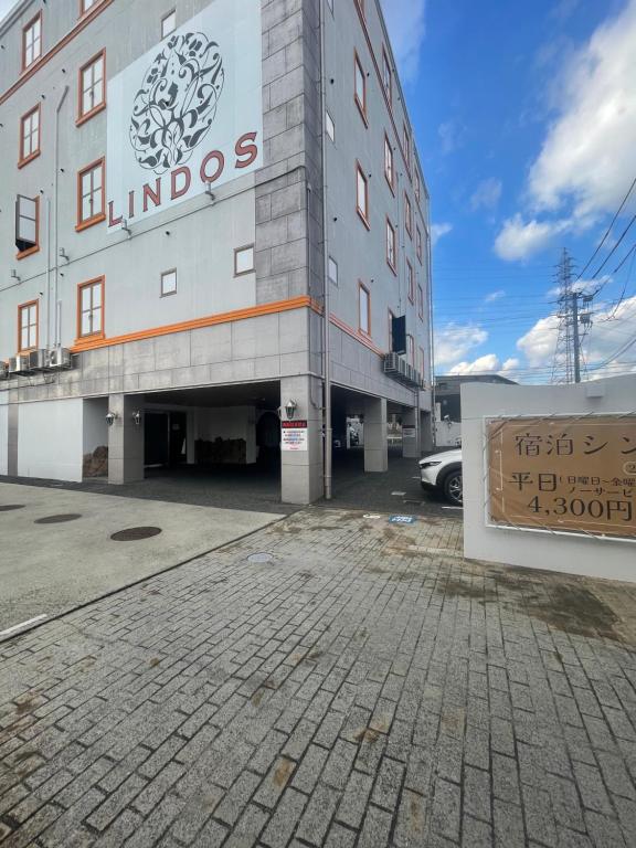 Budova, kde se hodinový hotel nachází