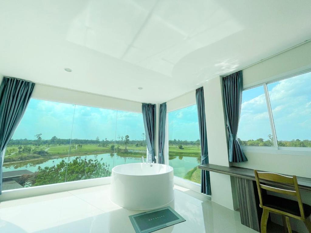 Royal Creek Golf Club And Resort - Resim 5