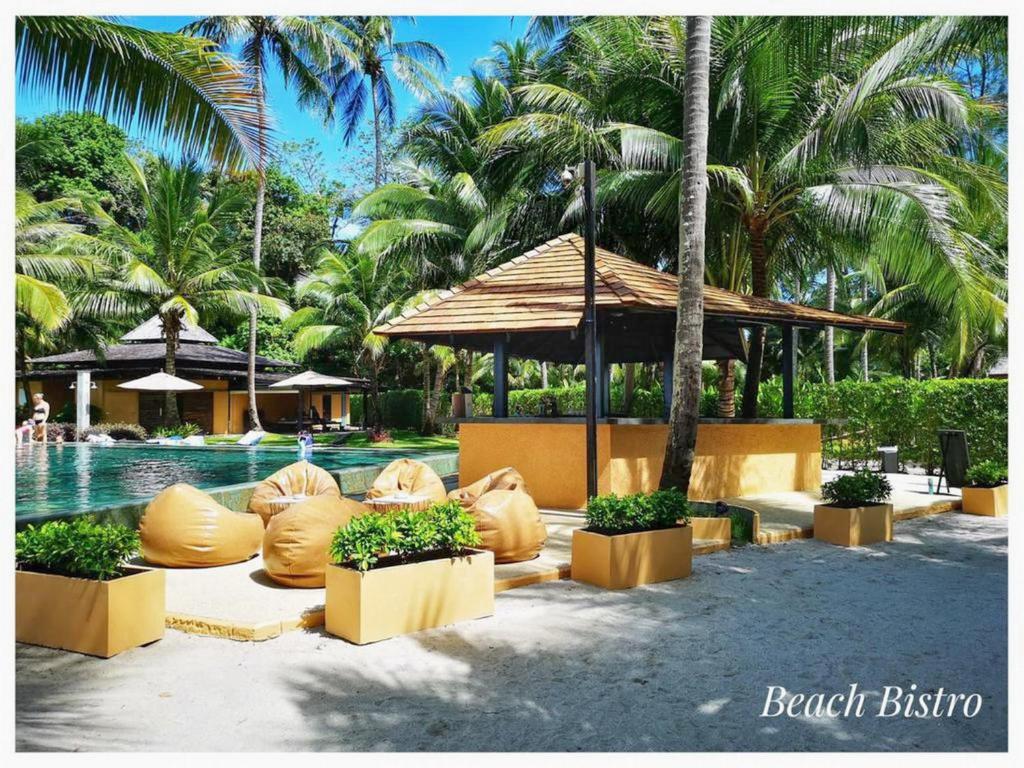 Bazén v ubytování Siam Royal View Resort Apartments nebo v jeho okolí