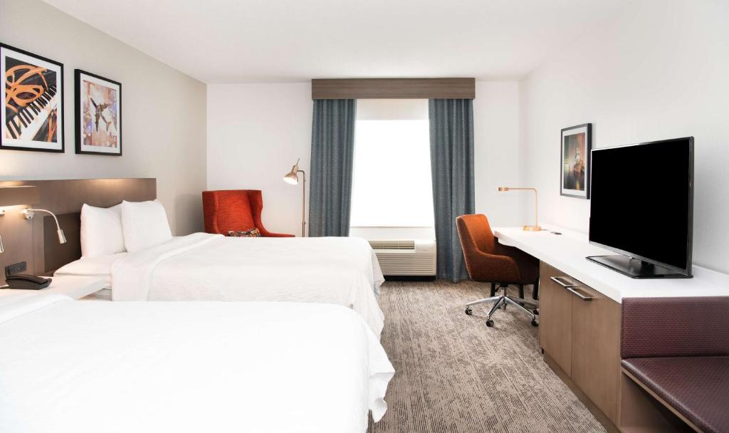 Hilton Garden Inn BWI Airport photo