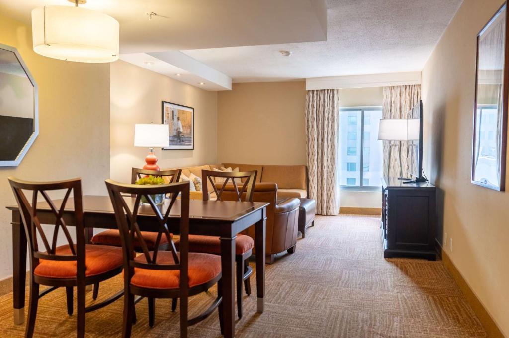 Posezení v ubytování Hampton Inn & Suites San Juan