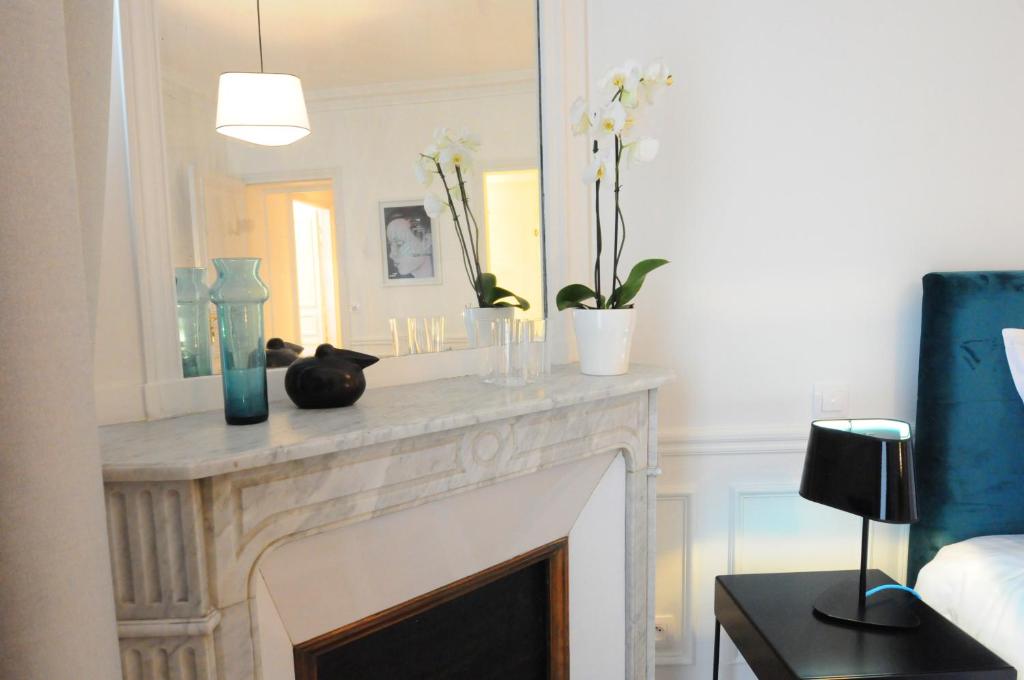 Relais12bis Bed & Breakfast By Eiffel Tower - 3