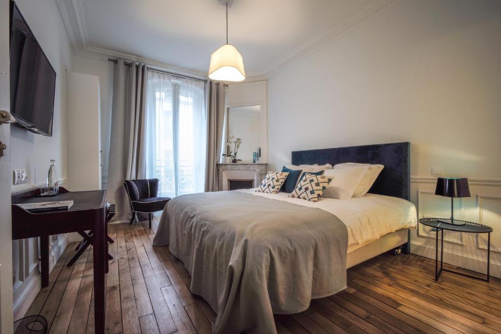 Relais12bis Bed & Breakfast By Eiffel Tower photo