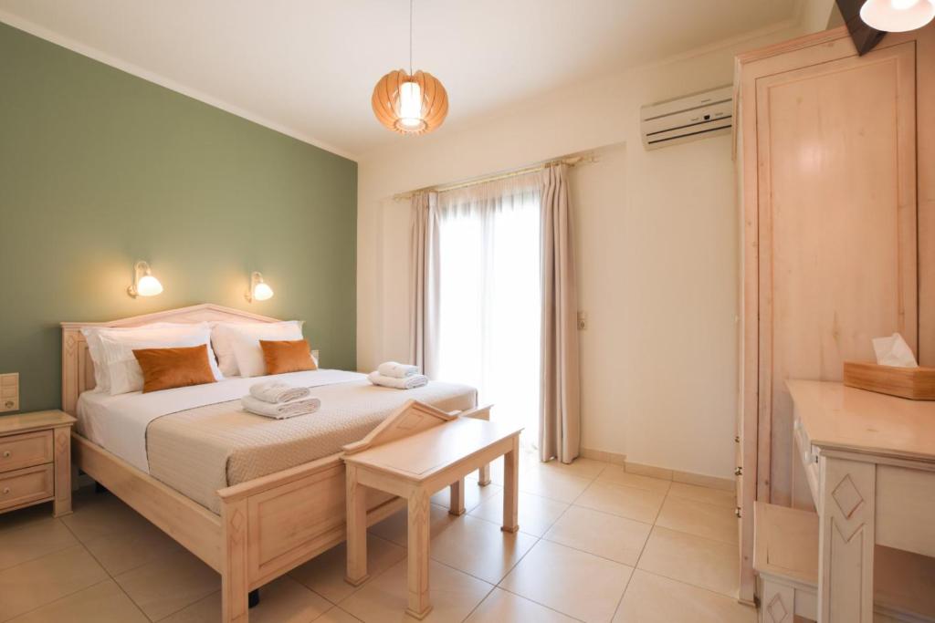 Postel nebo postele na pokoji v ubytování Philharmonie Hotel