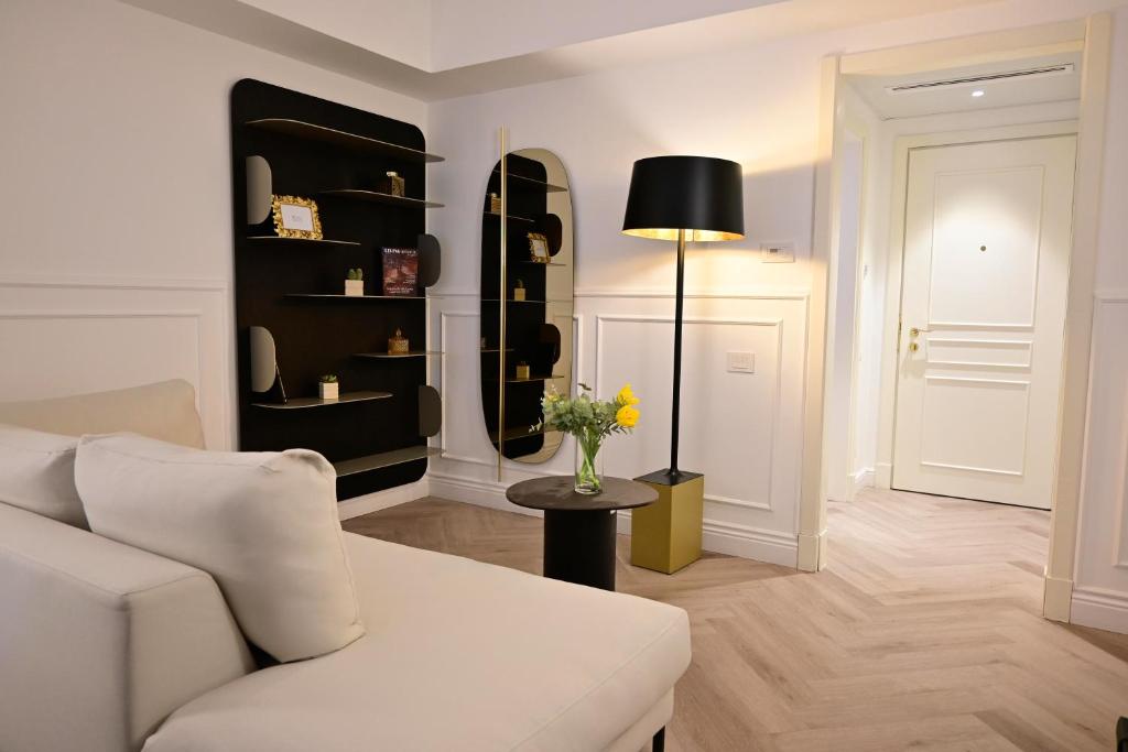 A seating area at Palace Catania | UNA Esperienze