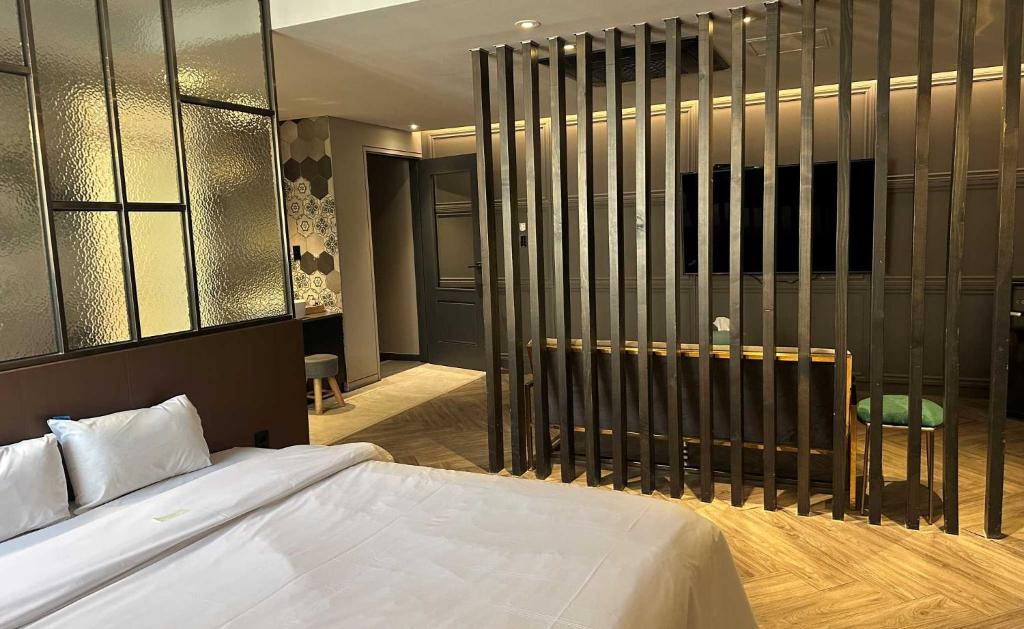 Hotel Crape Gyeongsan - Suite - Chambre Disponible