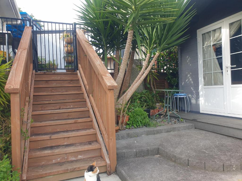 Private cabin Close to airport - Resim 7