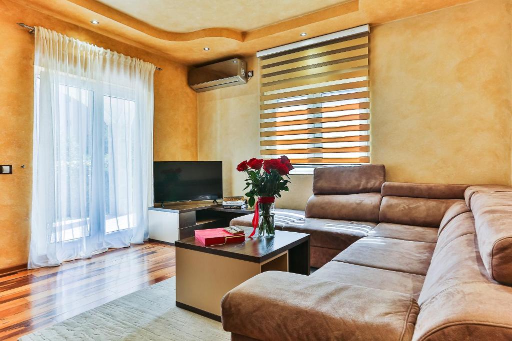 Posezení v ubytování Montesun Holiday Novak Home