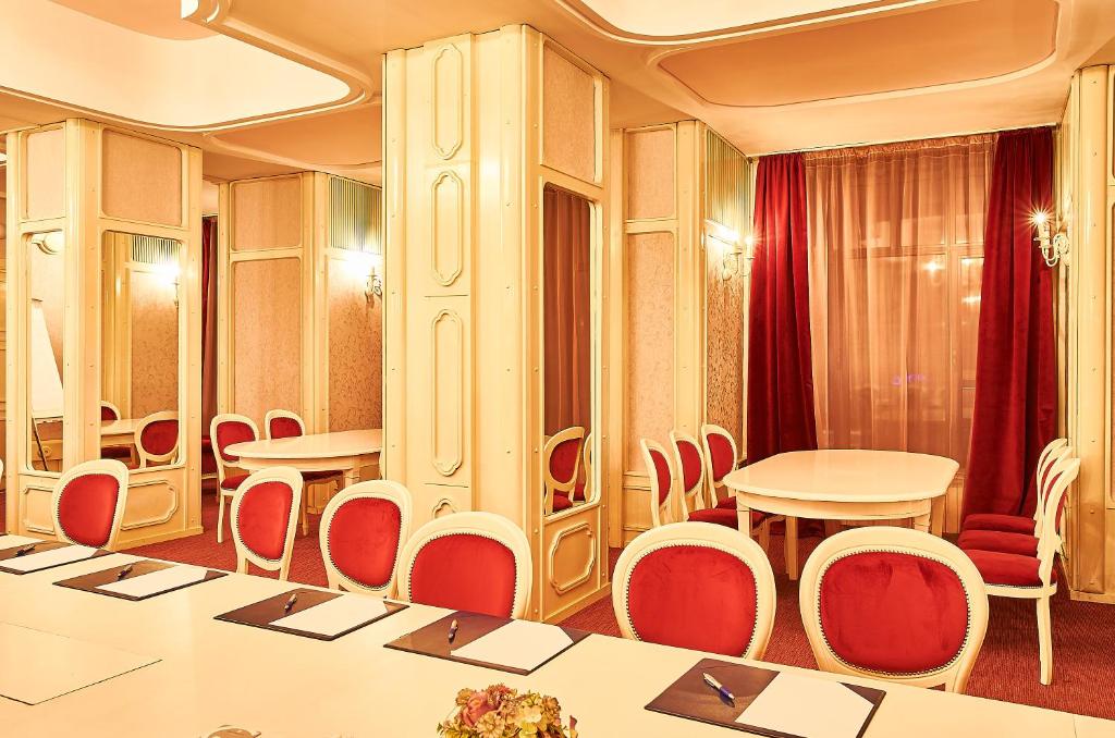 Continental Forum Tirgu Mures - Resim 41