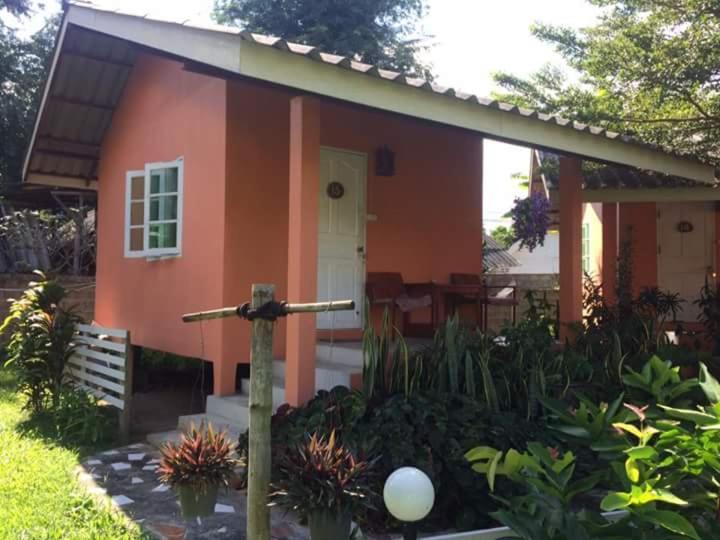 Zahrada ubytování Baankanoonpai(บ้านขนุนปาย)​