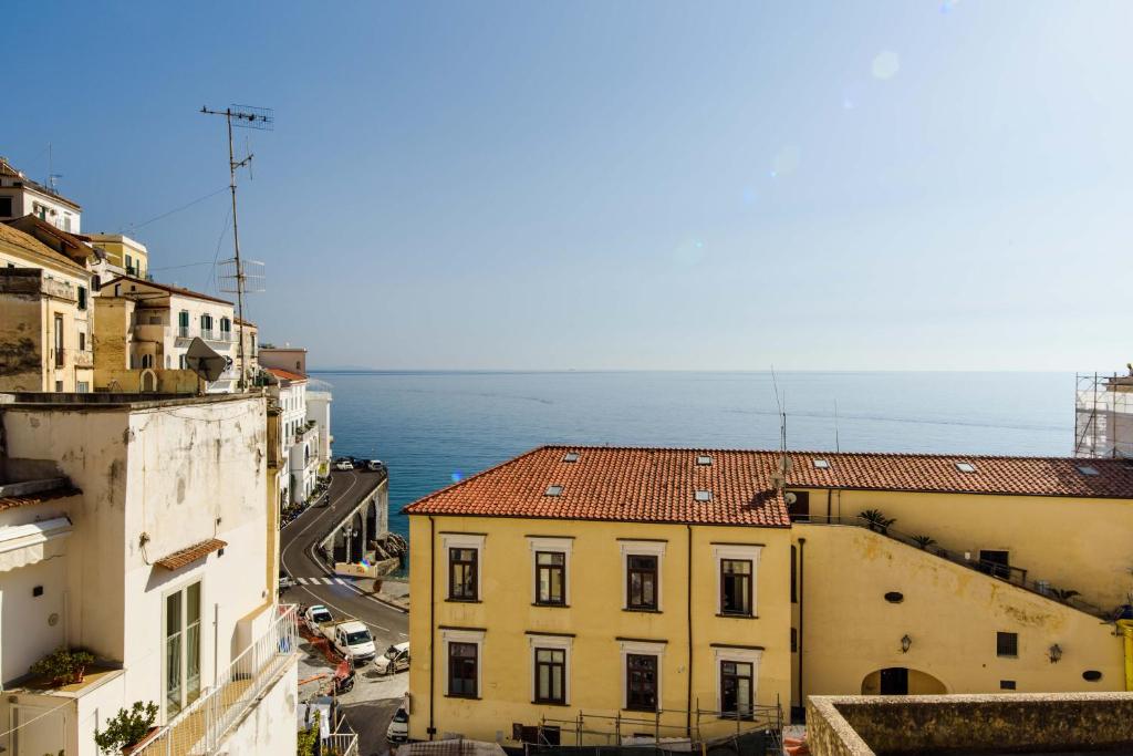 A general sea view or a sea view taken from Az apartmant
