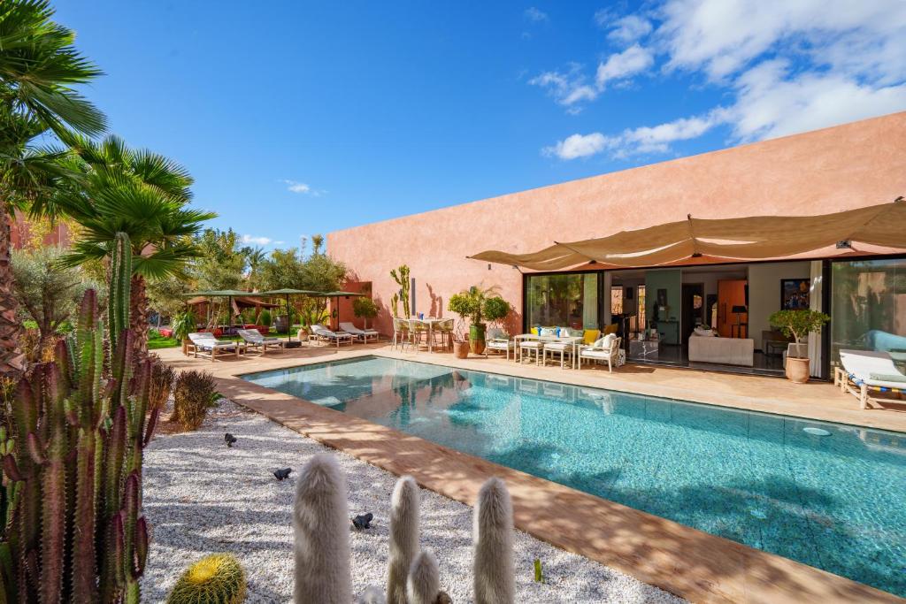 Kolam renang di atau dekat dengan Villa Nomade - 4 BR BA - Piscine - Parking - Ourika