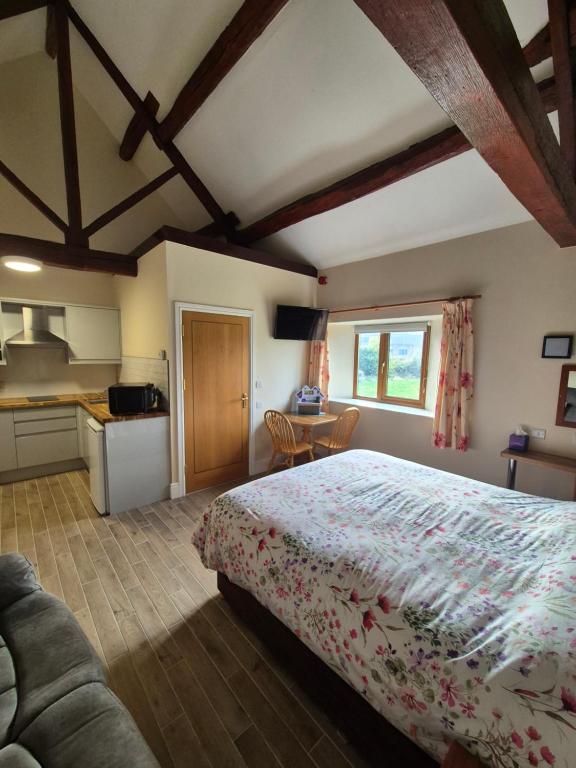 Padley Farm - 