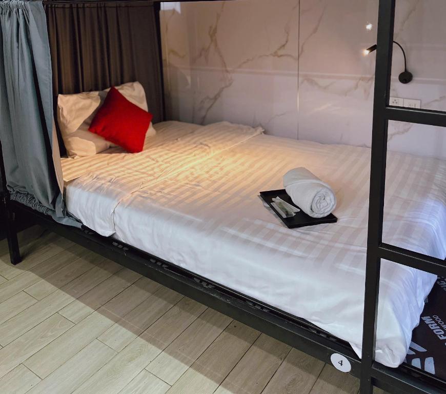 Postel nebo postele na pokoji v ubytování My Suites Da Nang Bed and Bath