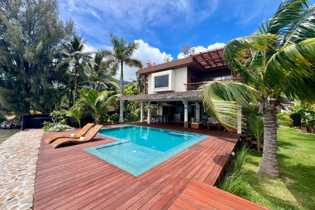 Villa Iti - 3BR Oceanfront Villa w Beautiful Pool - photo 7 - Moorea, Polynésie