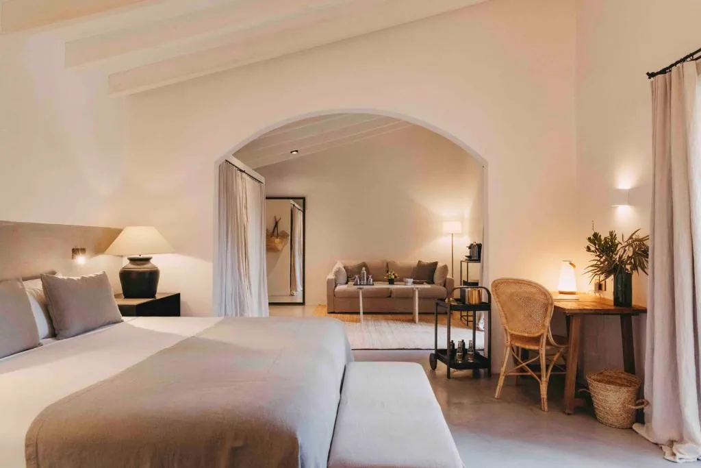Suite with Garden View