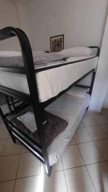 Postel nebo postele na pokoji v ubytování Crew Hostel 2